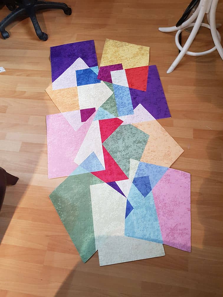 Dekhera Renkli Tasarım Özel Kesim Halı L9025 Modeli Uygun Fiyata Dekhera'da