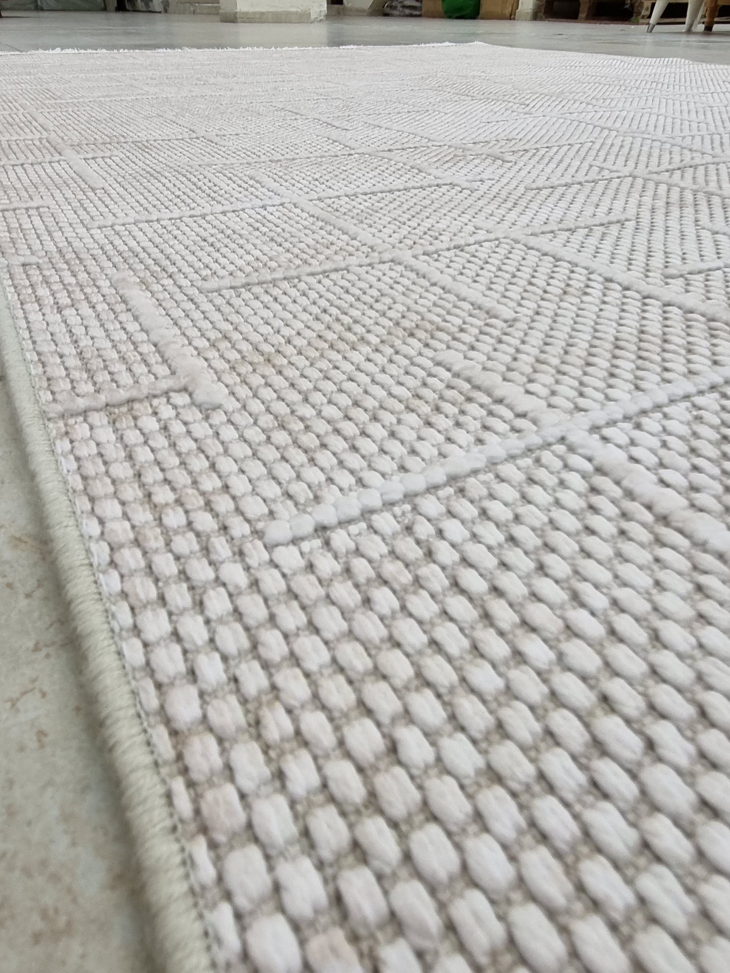 Dekhera Halı Olivia 6566B Bej Kaymaz Tabanlı Modern Kilim