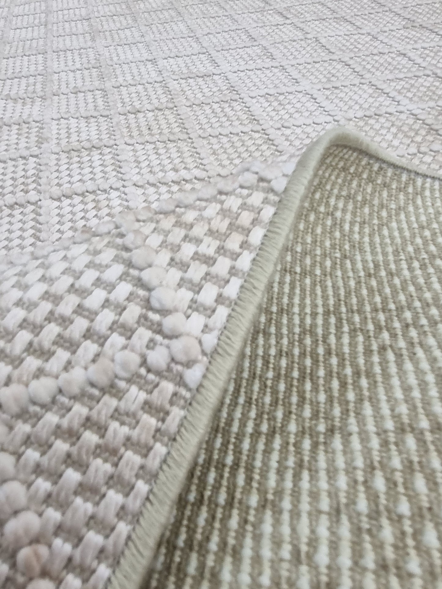 Dekhera Halı Olivia 6588B Bej Kaymaz Tabanlı Modern Kilim