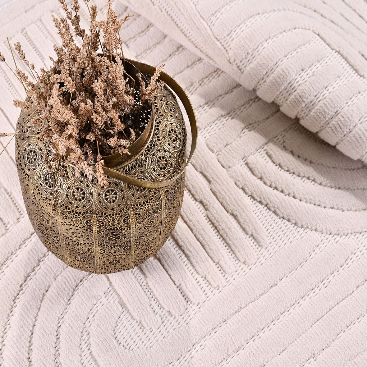 Dekhera Madrid Etnik Desenli Kabartmalı Halı MD03 Bej