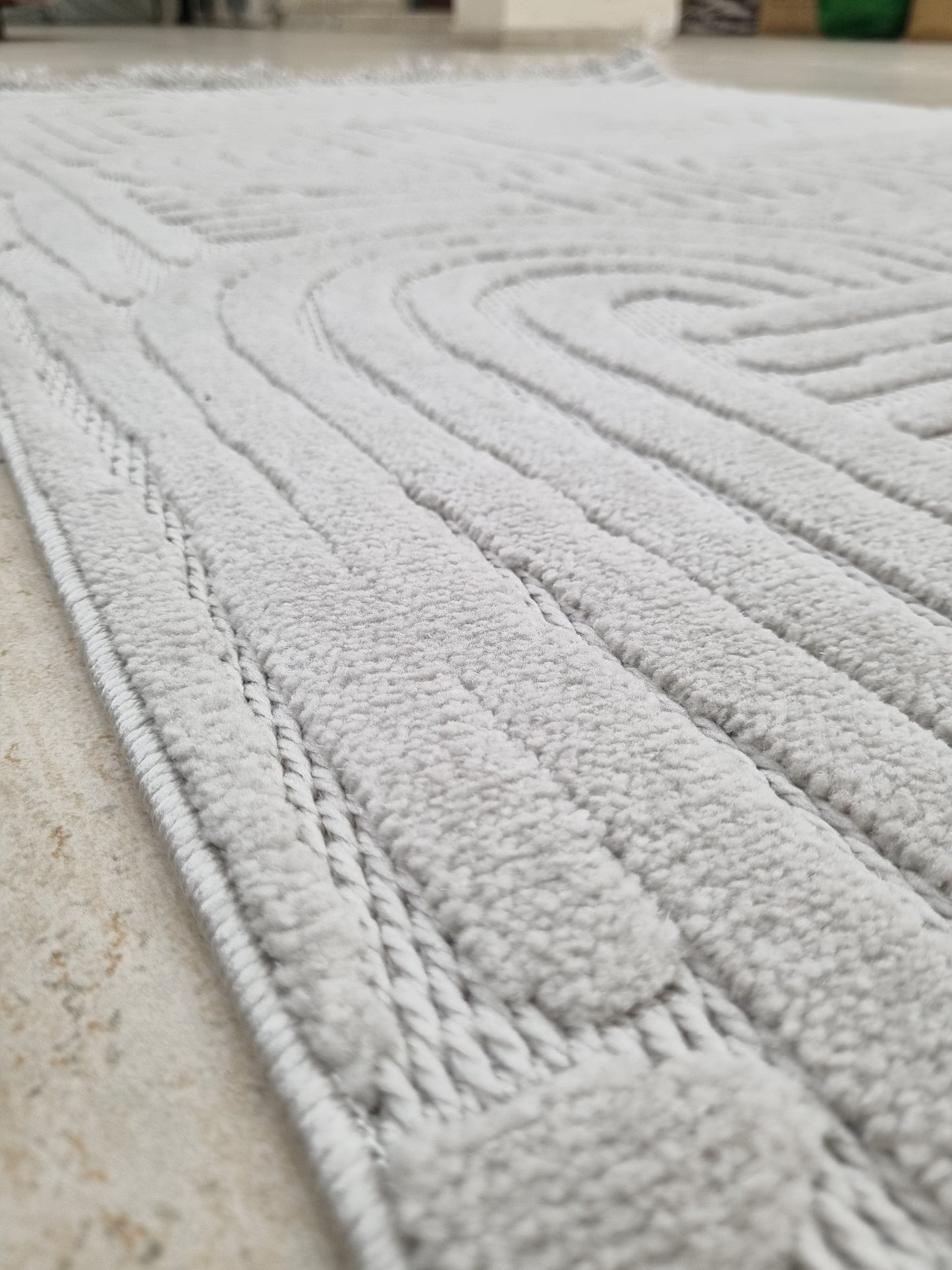Dekhera Madrid Etnik Desenli Kabartmalı Halı MD06 Gri