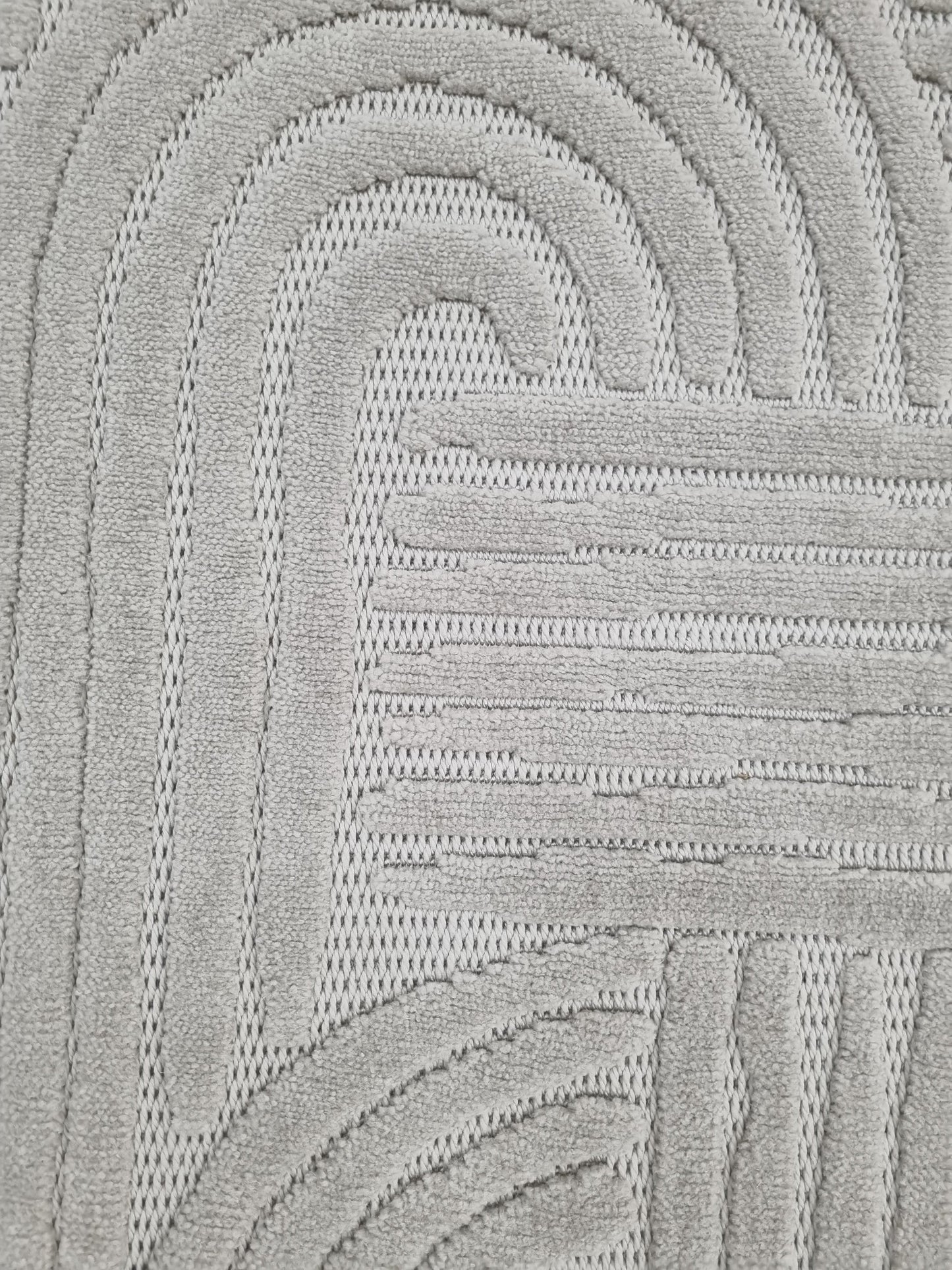 Dekhera Madrid Etnik Desenli Kabartmalı Halı MD06 Gri