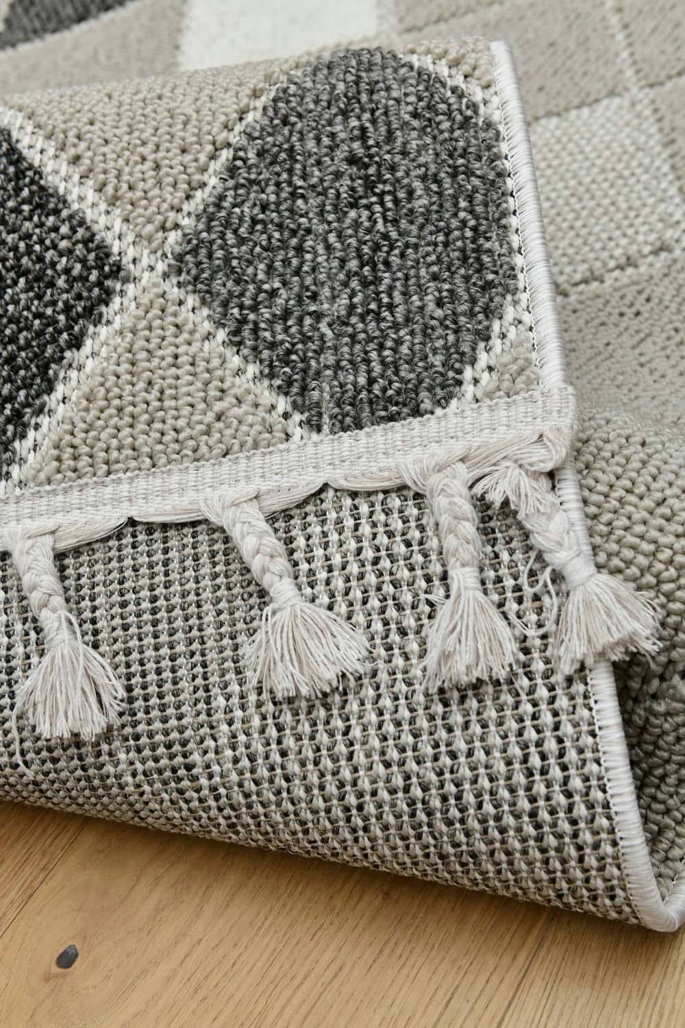 Kare Desen Örgü Dokuma Halı Dekhera Mono 12755 3 Modeli Uygun Fiyata Dekhera'da