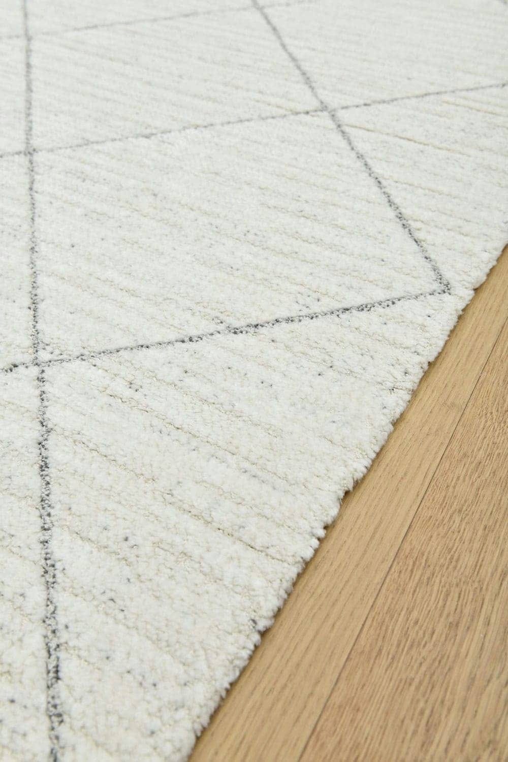 Kare Desenli Beyaz Puf Halı SD01-1 Modeli Uygun Fiyata Dekhera'da