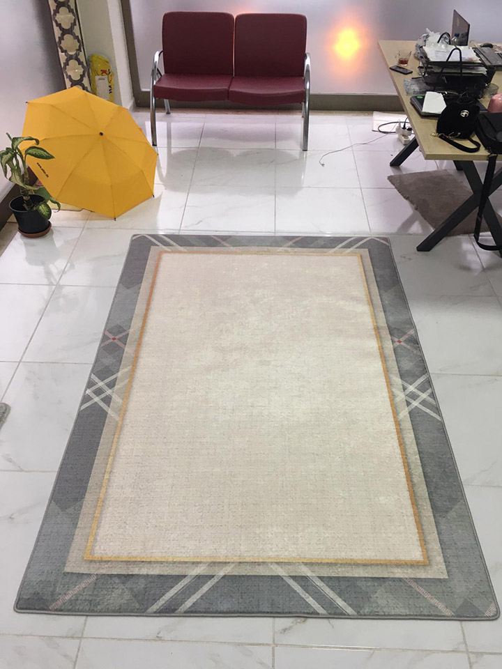 Özel Renk Çerçeveli Sade Halı Dekhera T1043 1 Modeli Uygun Fiyata Dekhera'da