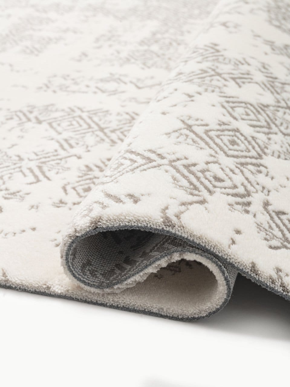 Silik Desen Akrilik Halı Dekhera Sembol C071 Gri Gri