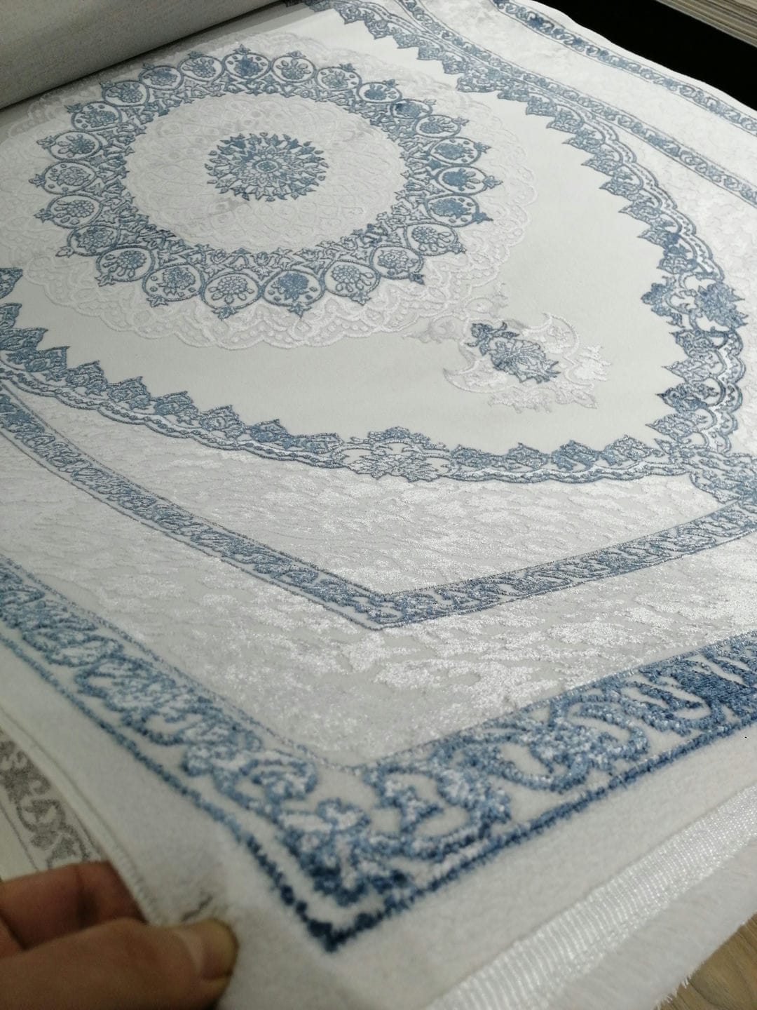 Dekhera Eser Parlak Dokuma Hali 1393 Mavi-3 Salon Mutfak Koridor Yatak Odası Kesme Yolluk