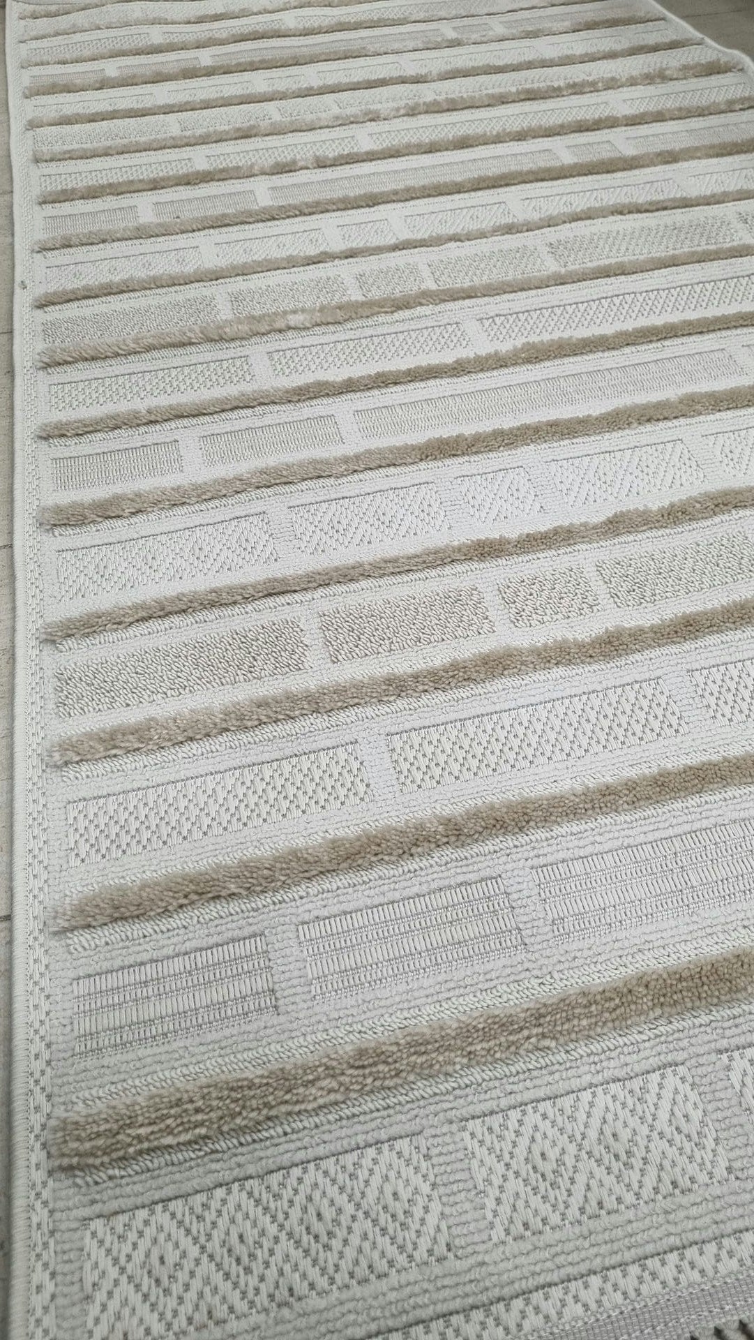 Dekhera İmaj İskandinav Tasarim Hali 3117 Bej-5 Salon Mutfak Koridor Yatak Odası Kesme Yolluk
