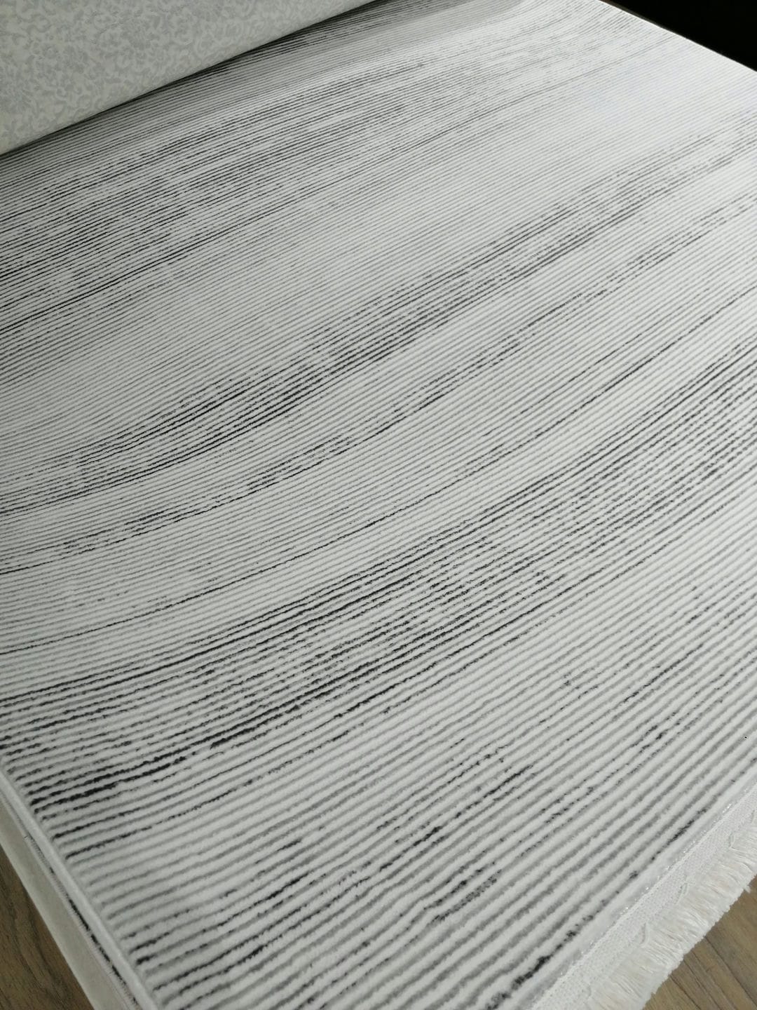 Dekhera Plato Parlak Dokuma Modern Hali Sl113 Beyaz Koyu Gri-3 Salon Mutfak Koridor Yatak Odası Kesme Yolluk