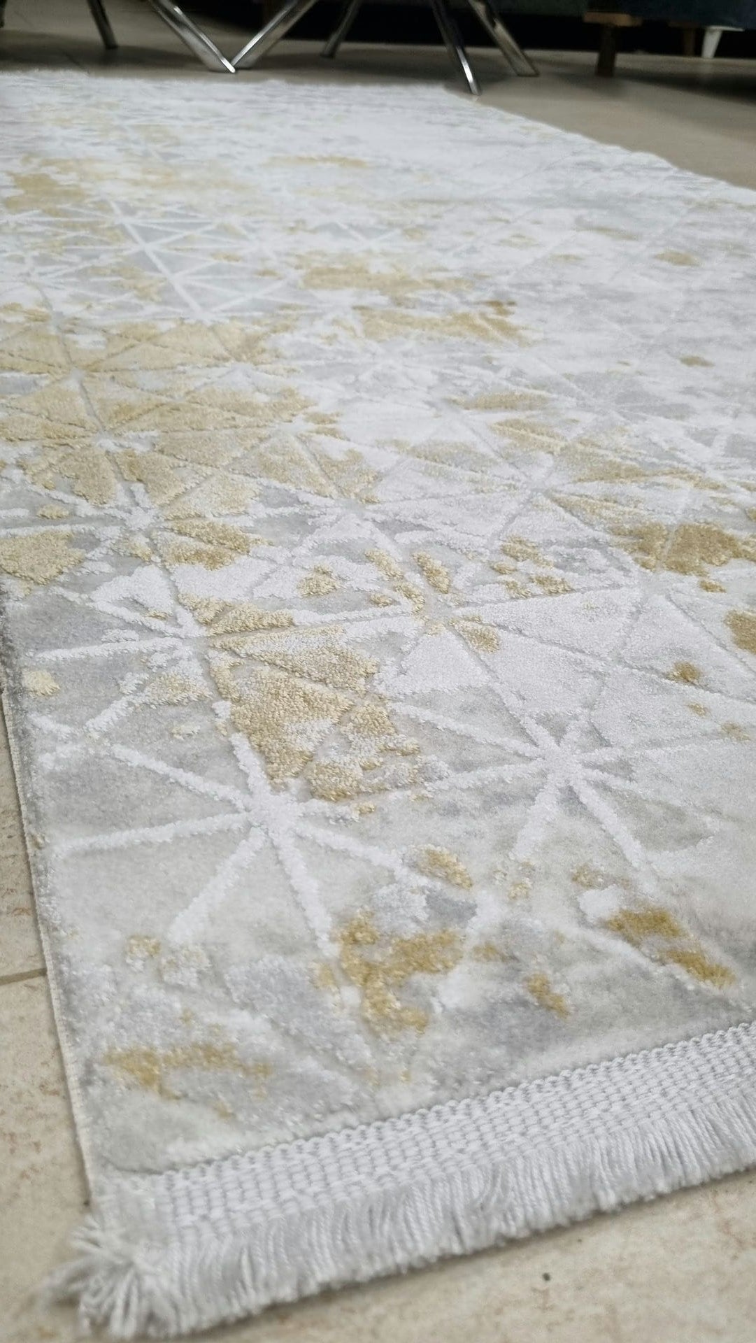 Dekhera Torino Akrilik Makine Halisi Yun Tuseli 1134 Gold Sari-3 Salon Mutfak Koridor Yatak Odası Kesme Yolluk