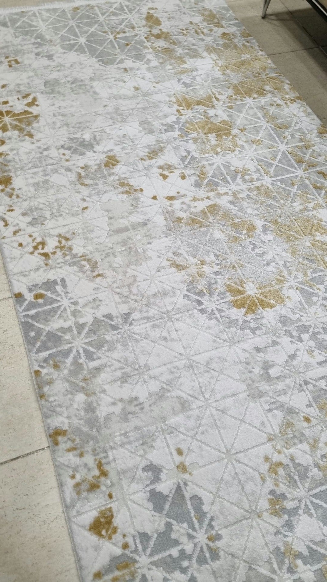 Dekhera Torino Akrilik Makine Halisi Yun Tuseli 1134 Gold Sari-5 Salon Mutfak Koridor Yatak Odası Kesme Yolluk