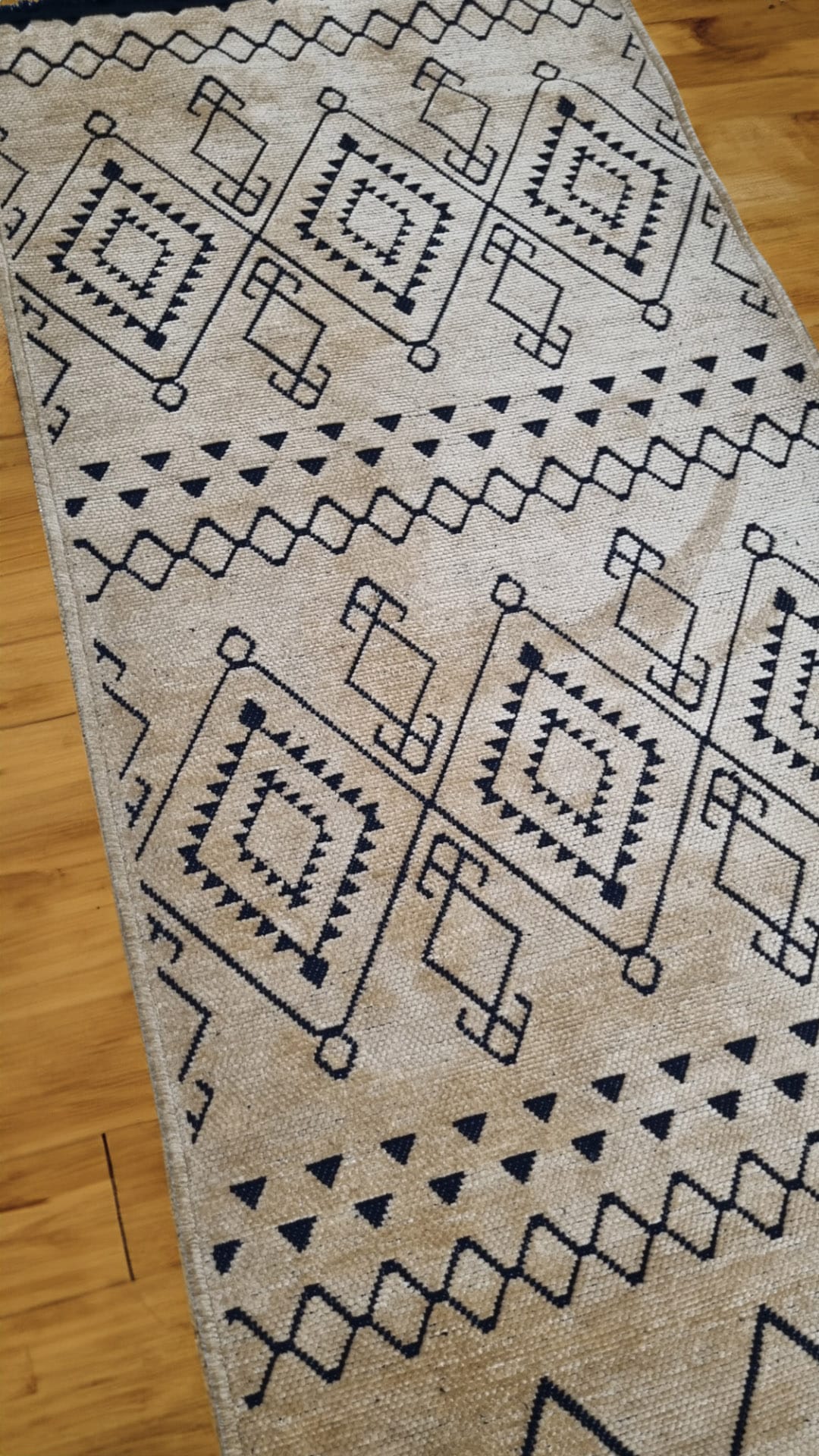 Dekhera Ahsen İskandinav Kilim 331 Hardal-5 Salon Mutfak Koridor Yatak Odası Kesme Yolluk